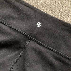 Lululemon wunder under black leggings